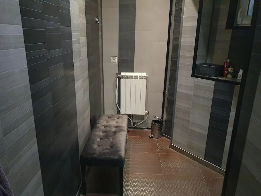 Parkside Getaway - Dianabad Apartment Sofia